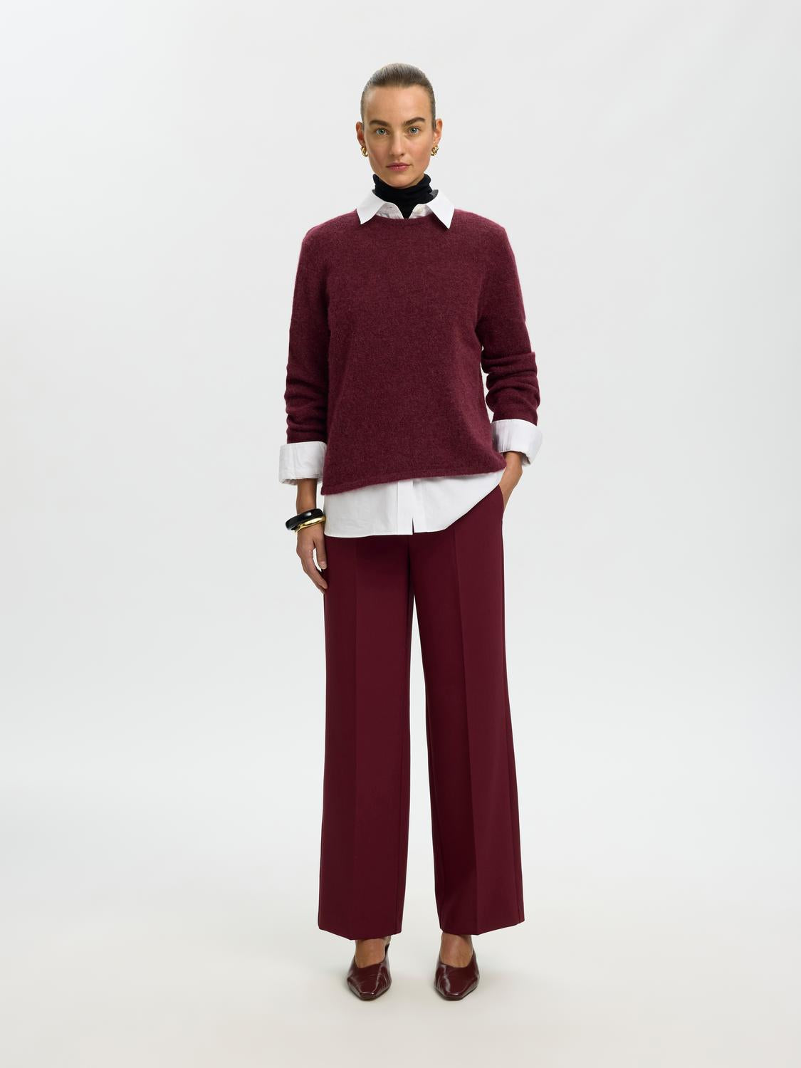 model_shot-front_full
